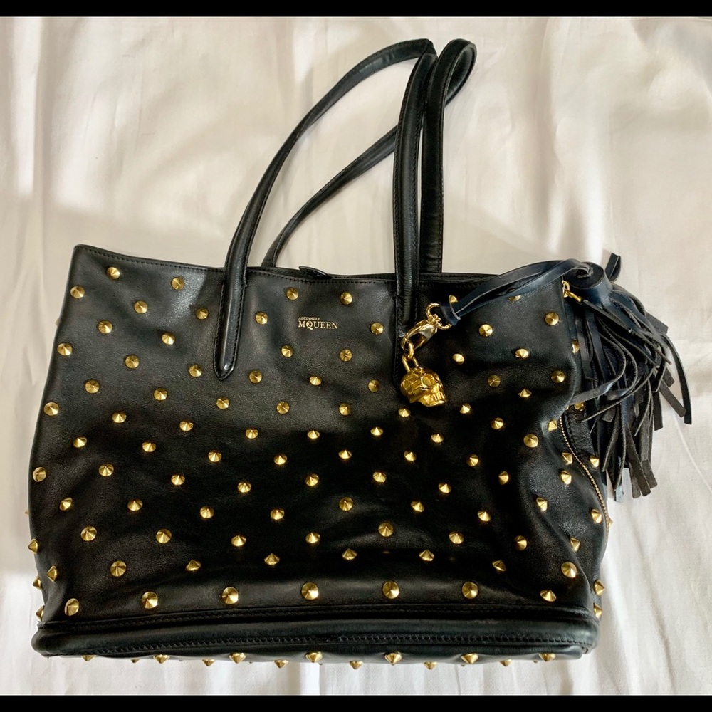 ALEXANDER MCQUEEN Skull Leather Studded Handbag